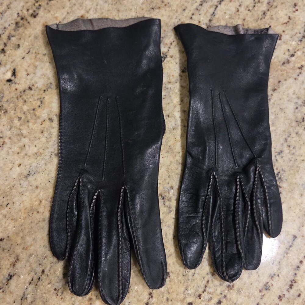 Women's Size M Vintage Black Leather 10" Long Gloves Stitching
